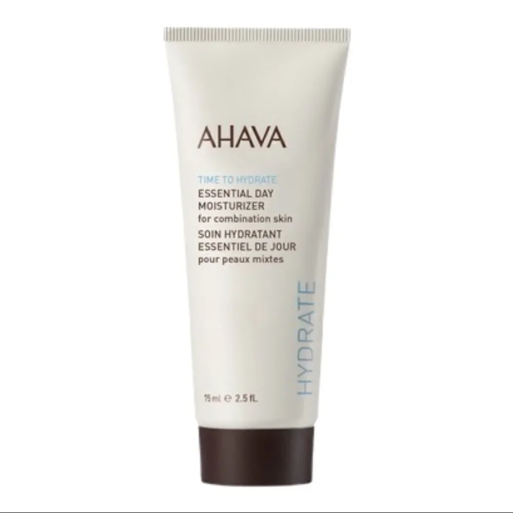 Essential Day Moisturizer - Combination Skin • NWT